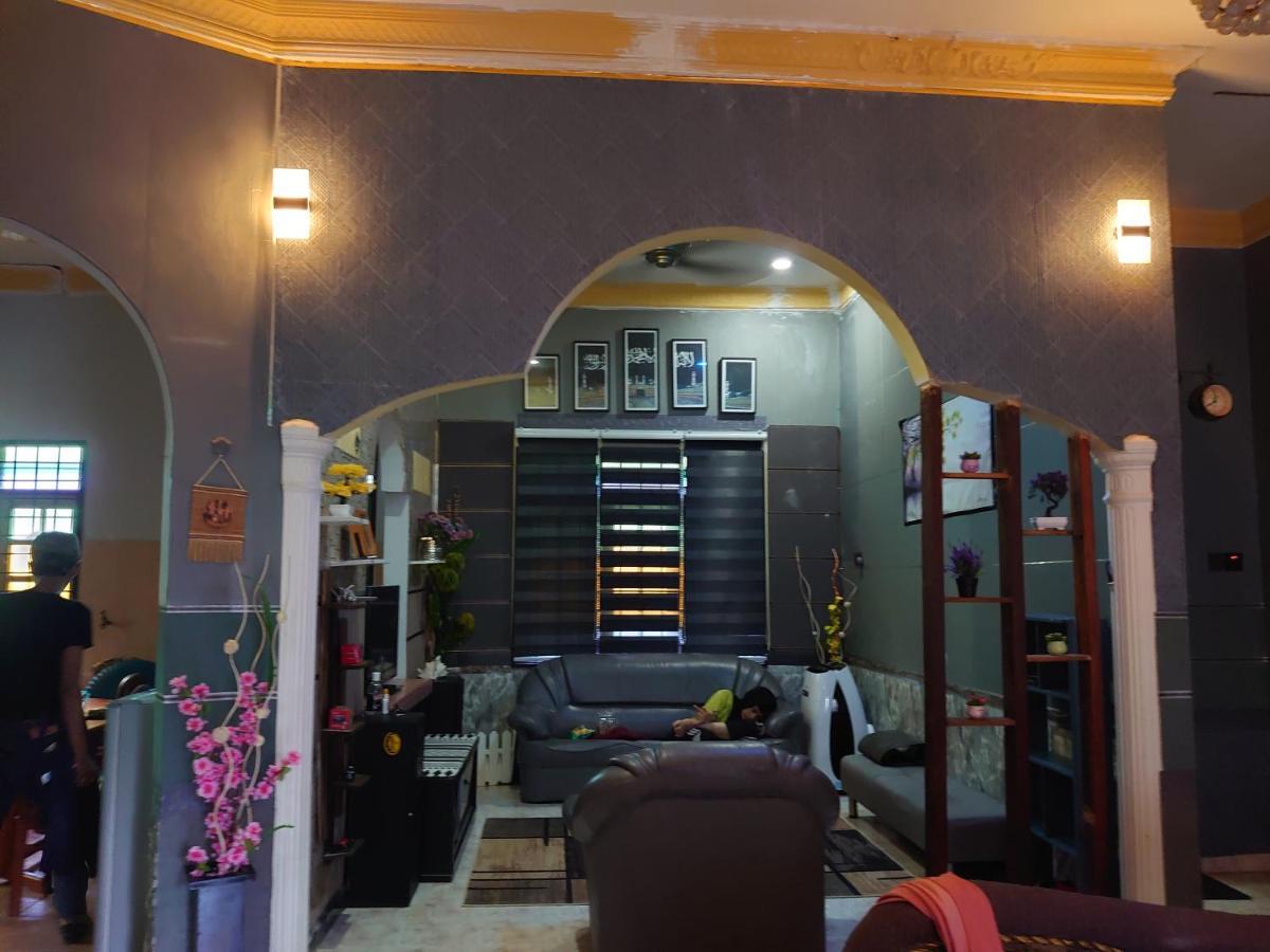 Ferienwohnung Umah Mama Kuala Terengganu Exterior foto