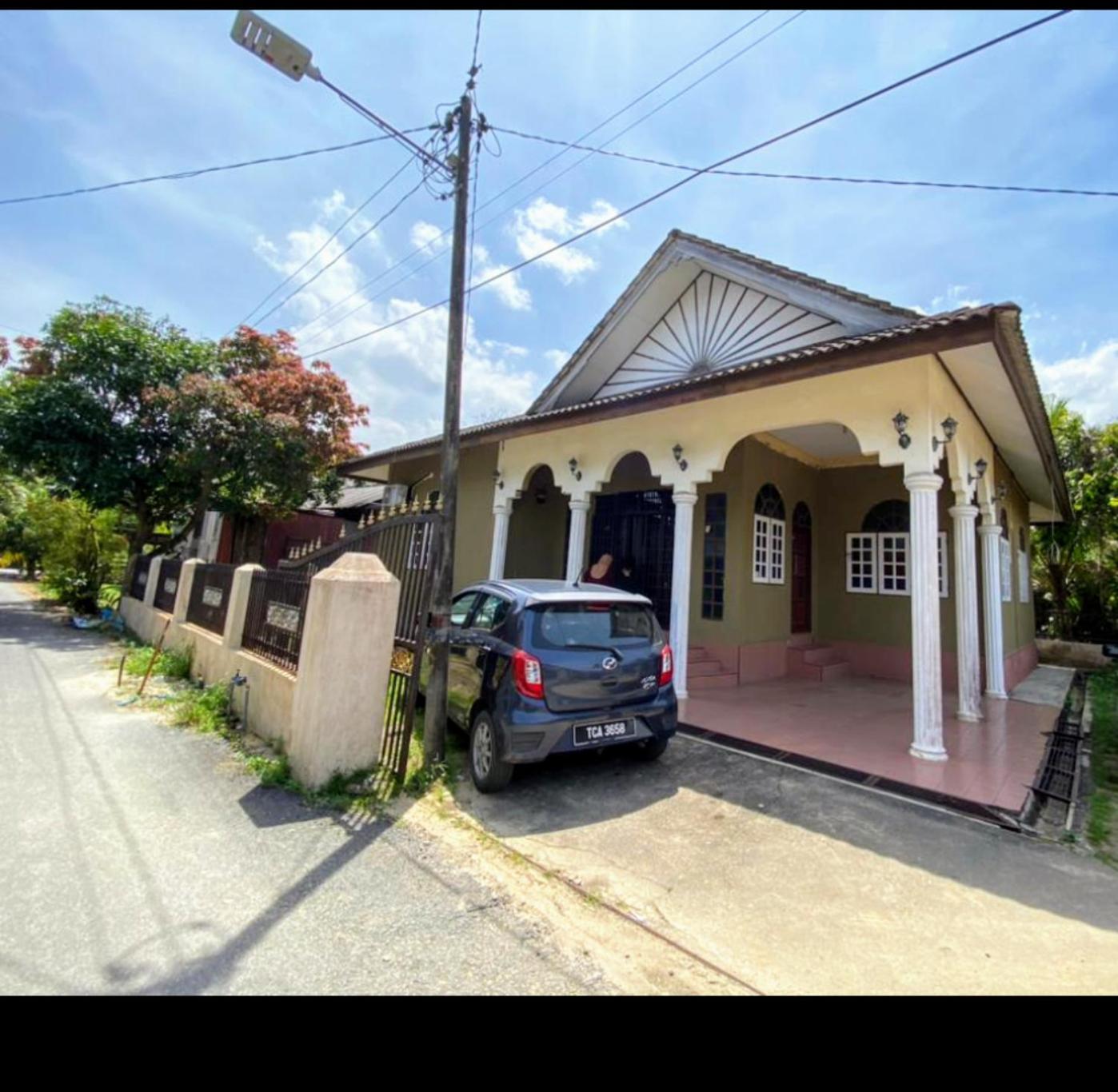 Ferienwohnung Umah Mama Kuala Terengganu Exterior foto