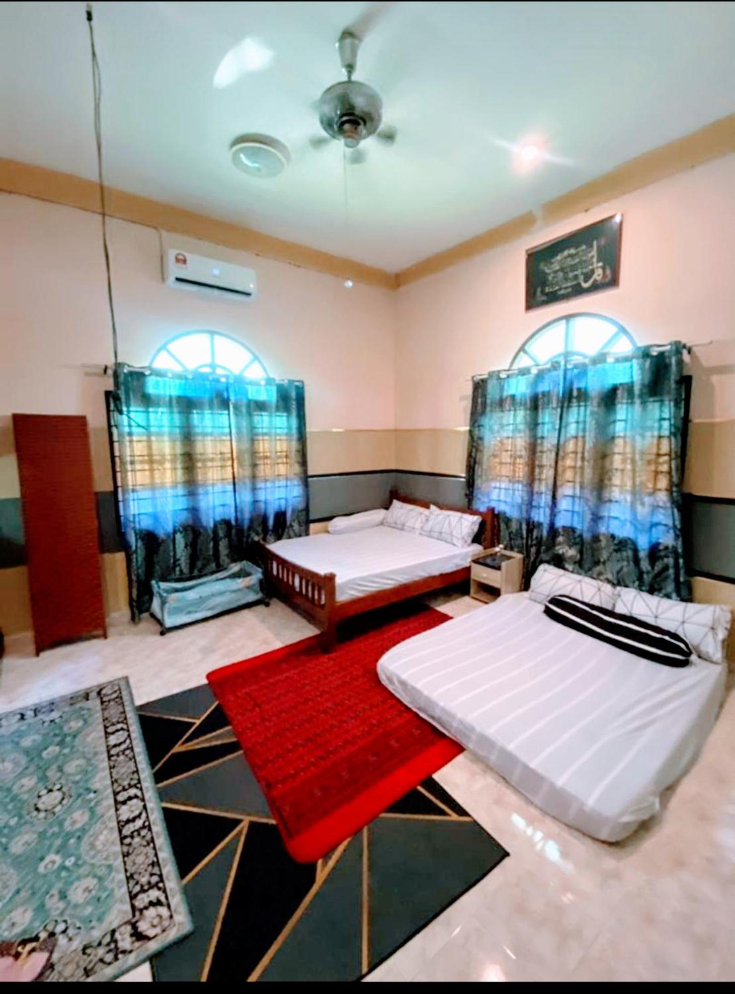 Ferienwohnung Umah Mama Kuala Terengganu Exterior foto